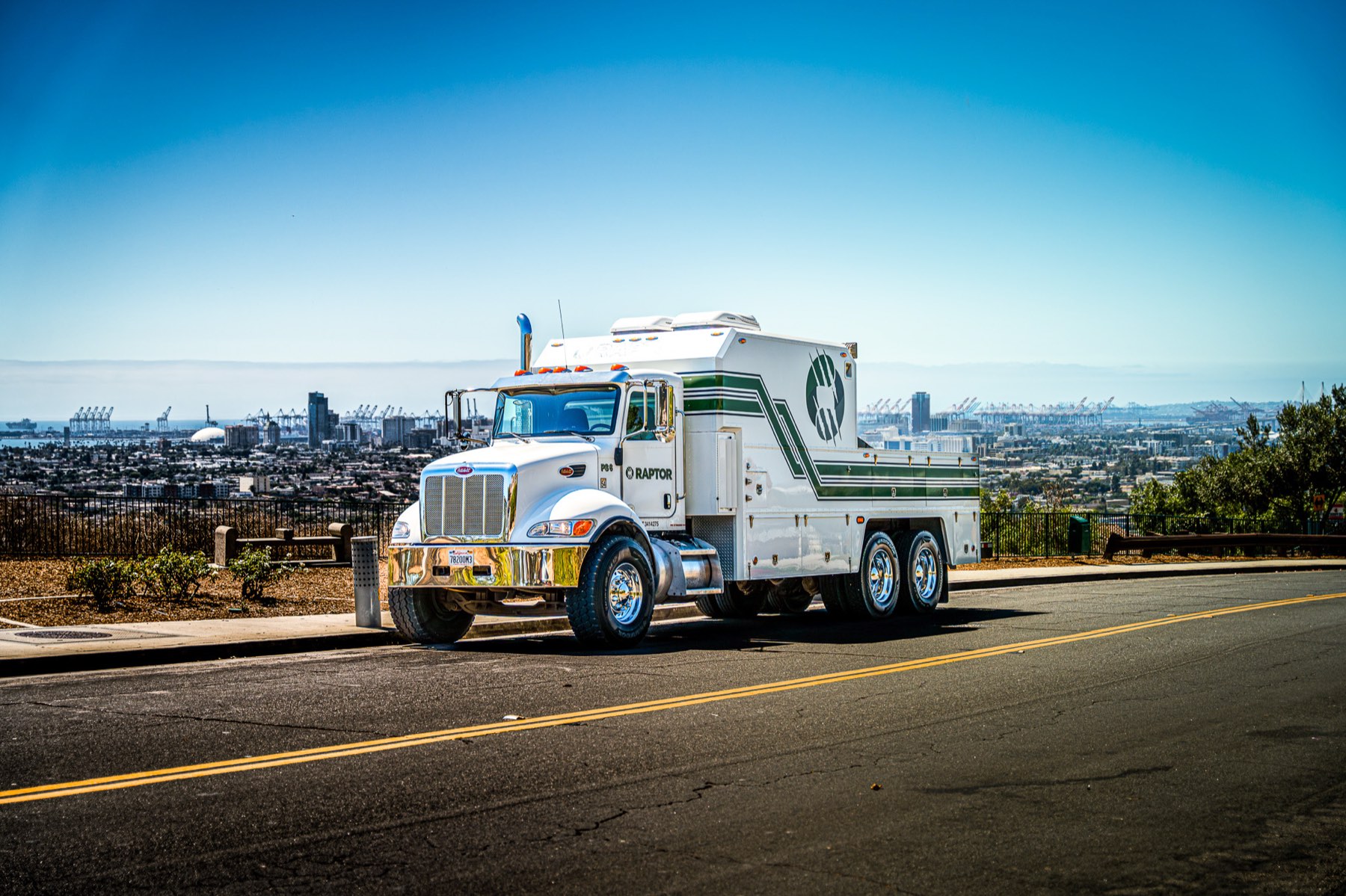 Raptor Wireline on location