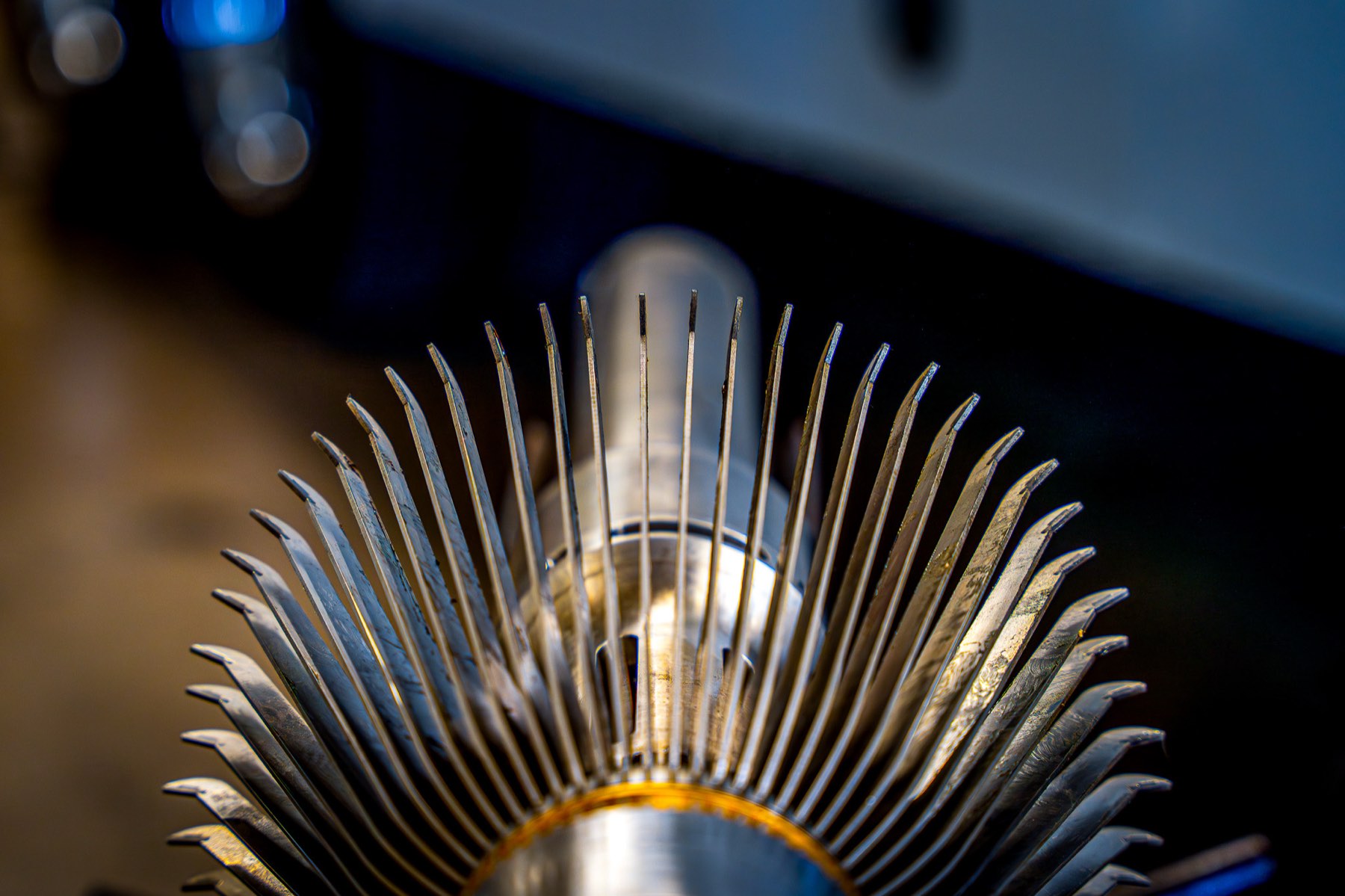 Perforating tool